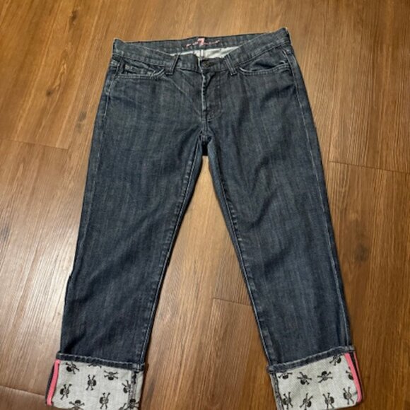 RARE 7 FOR ALL MANKIND SKULL-CUFFED LOWRISE CAPRI SZ 28 - Picture 5 of 12